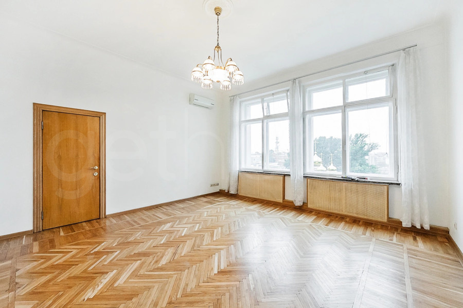 Продажа квартиры площадью 153 м² 6 этаж в на улице Серафимовича по адресу Якиманка, Серафимовича ул., 2
